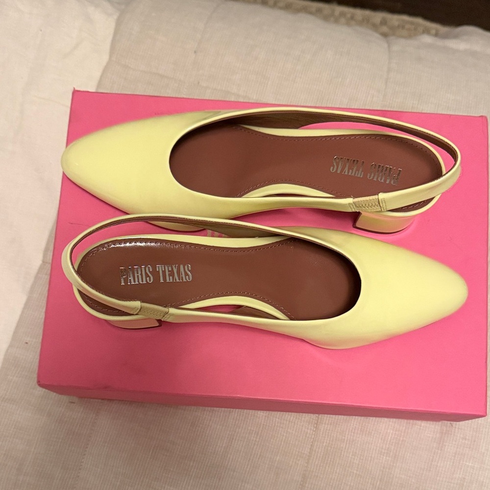 Paris Texas Lavinia sling back heel in banana patent leather